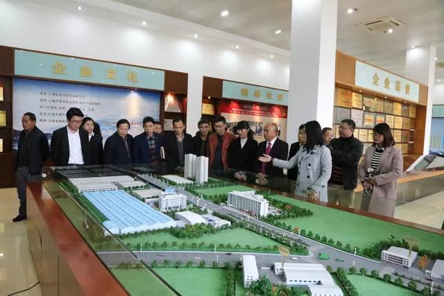 亚洲第一狼人伊人av