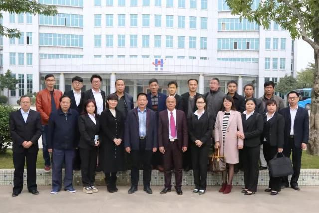 亚洲第一狼人伊人av