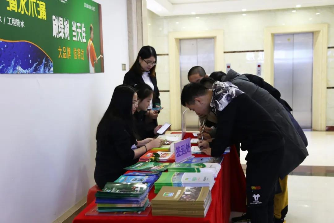 亚洲第一狼人伊人av