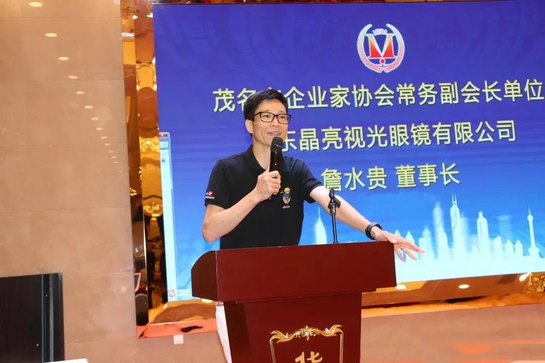 亚洲第一狼人伊人av